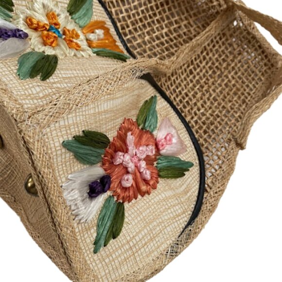 Vintage 50s Artisan Wicker Woven Straw Raphia Shoulder Bag Embroidered Flowers - Picture 11 of 15